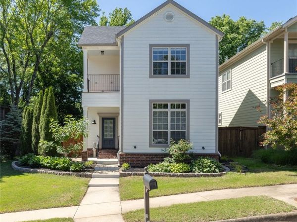 1699 E Amber Drive , Fayetteville, AR 72703