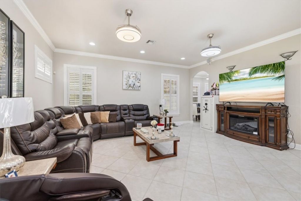 2304 Winding Creek Lane, Fort Pierce, FL 34981 Photo
