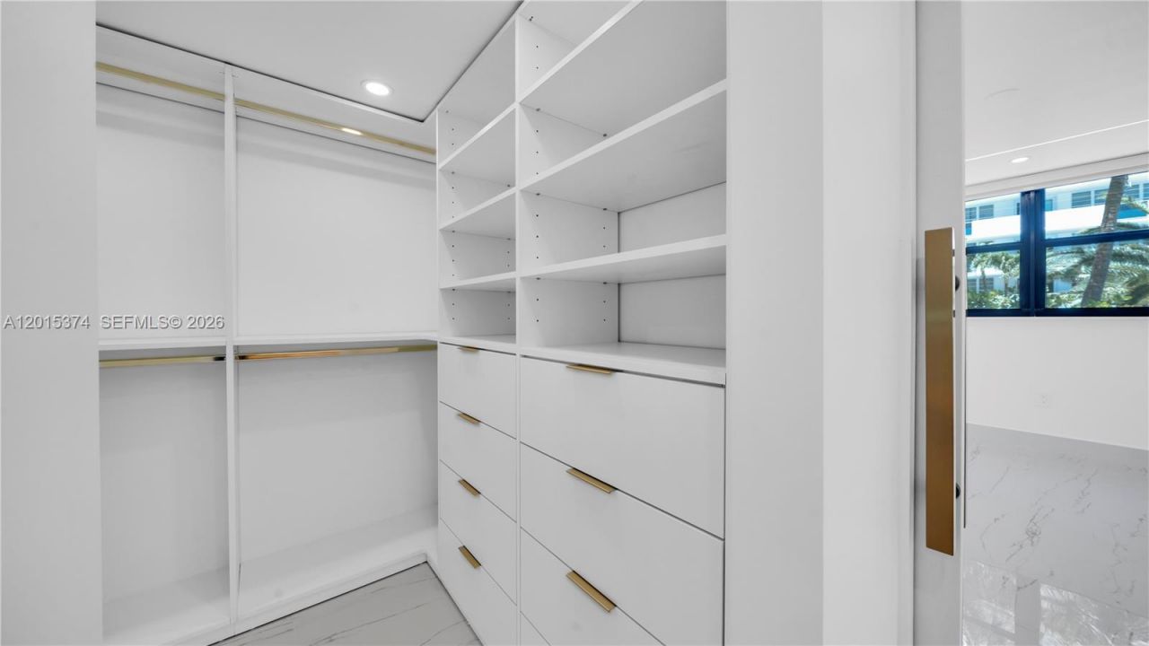 1623 Collins Ave, Unit 415, Miami Beach, FL 33139 Photo