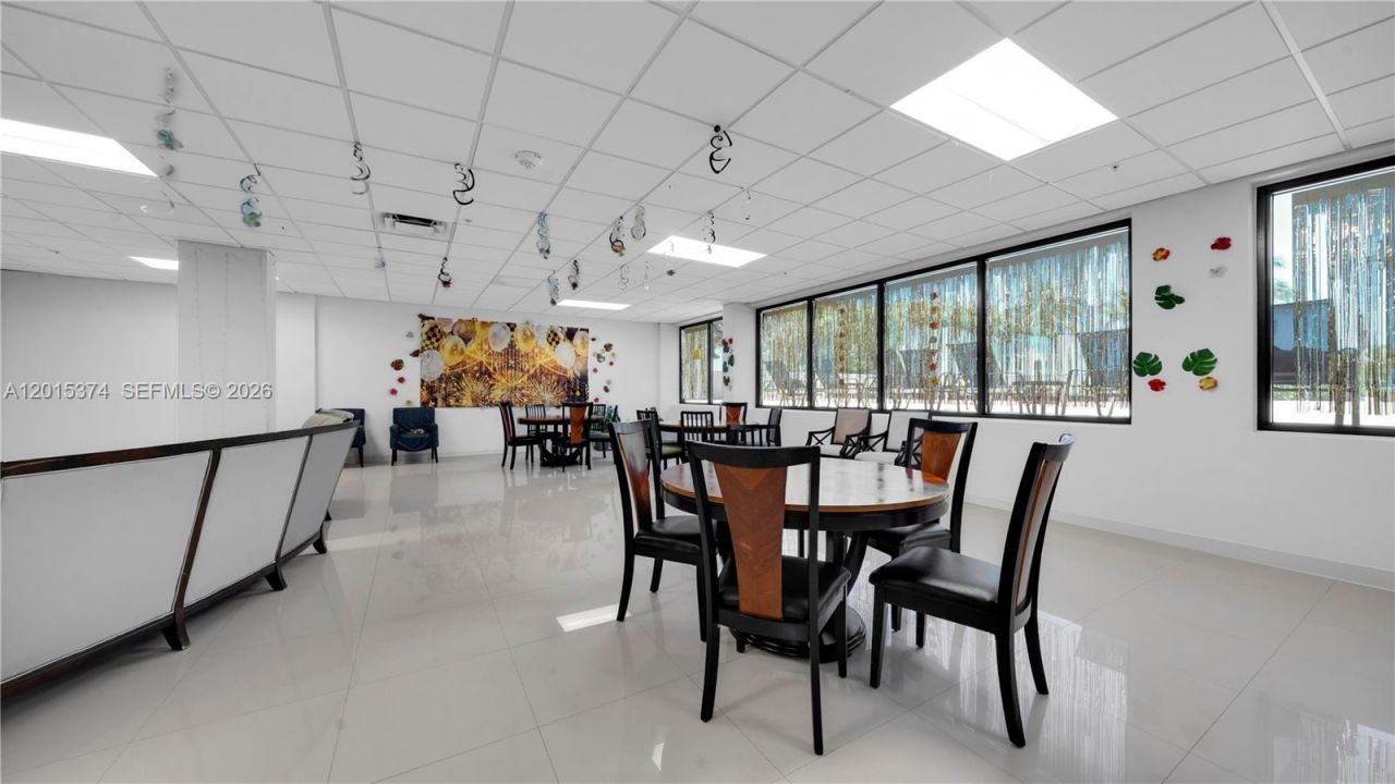 1623 Collins Ave, Unit 415, Miami Beach, FL 33139 Photo