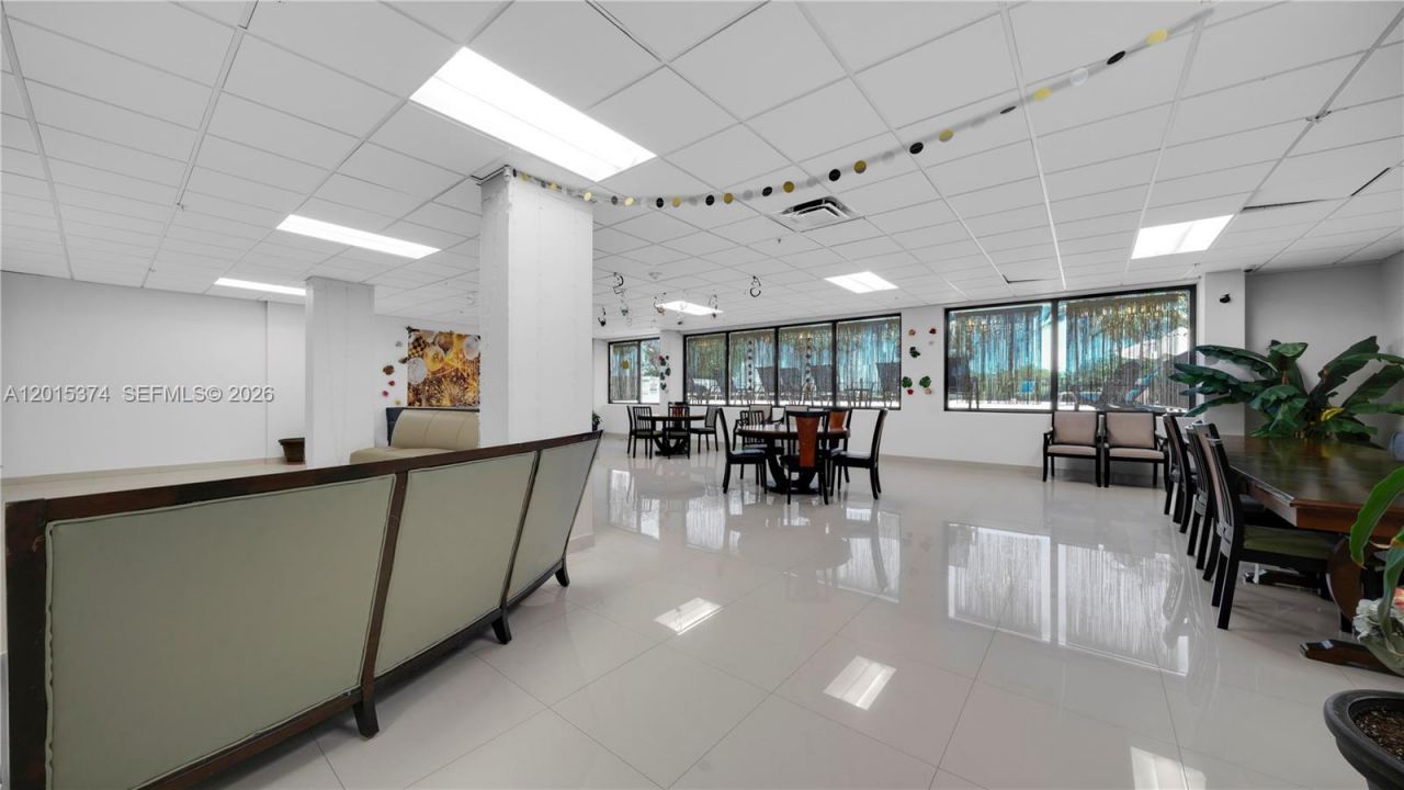 1623 Collins Ave, Unit 415, Miami Beach, FL 33139 Photo