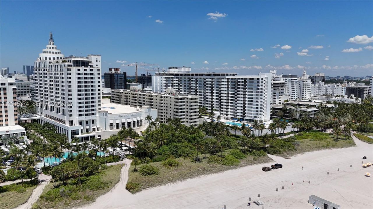 1623 Collins Ave, Unit 415, Miami Beach, FL 33139 Photo