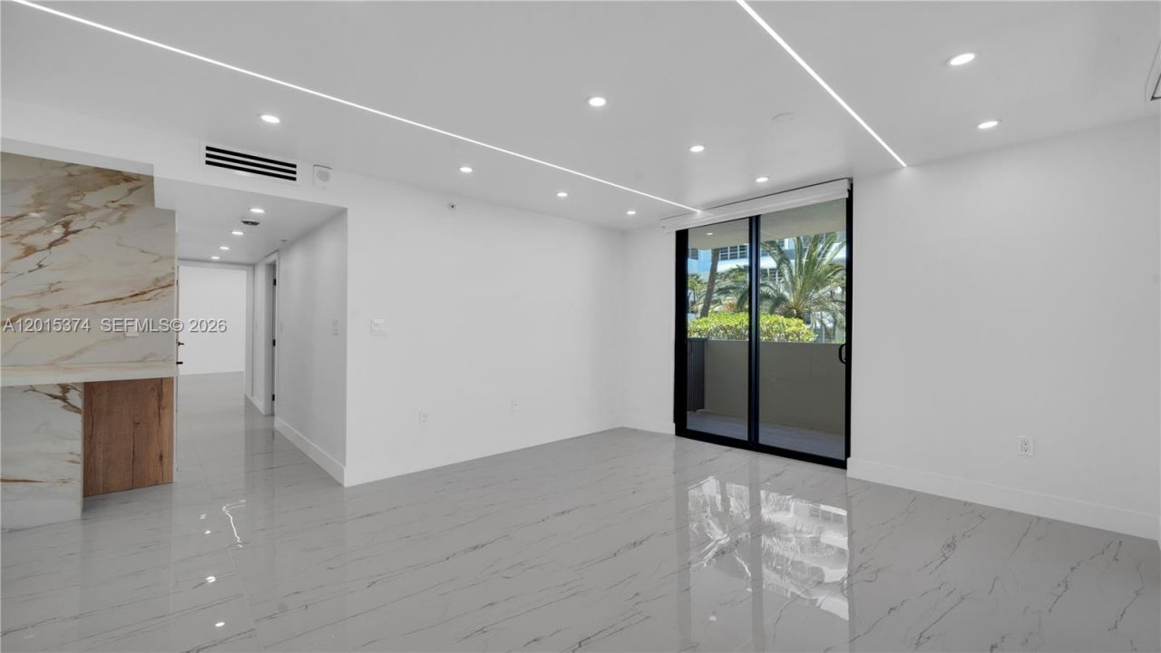 1623 Collins Ave, Unit 415, Miami Beach, FL 33139 Photo
