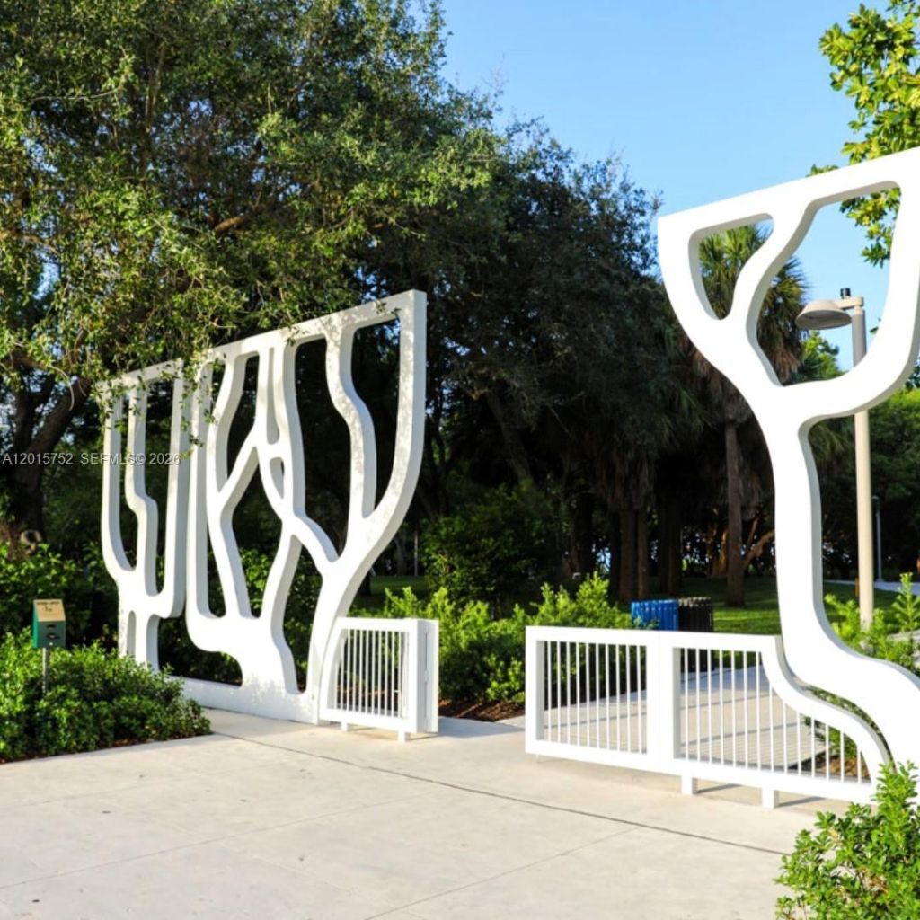 8144 Harding Ave , Unit 2, Miami Beach, FL 33141 Photo