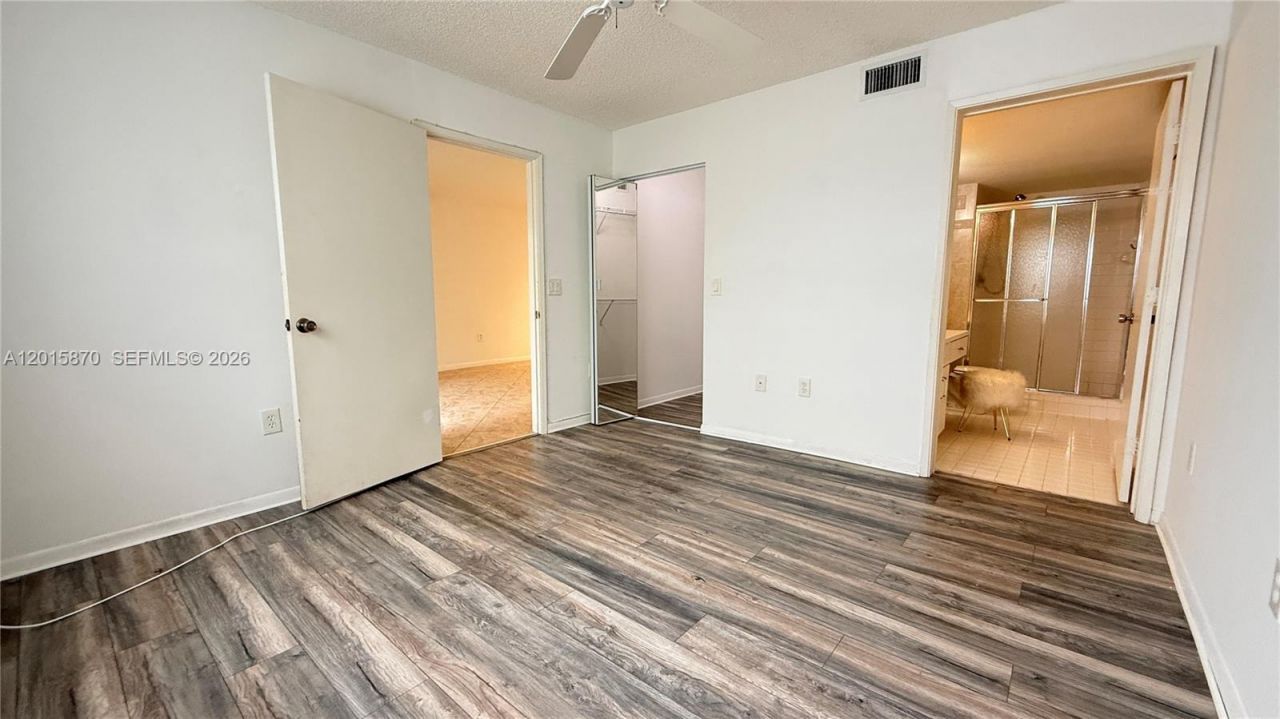 2236 N Cypress Bend Dr, Unit 207, Pompano Beach, FL 33069 Photo