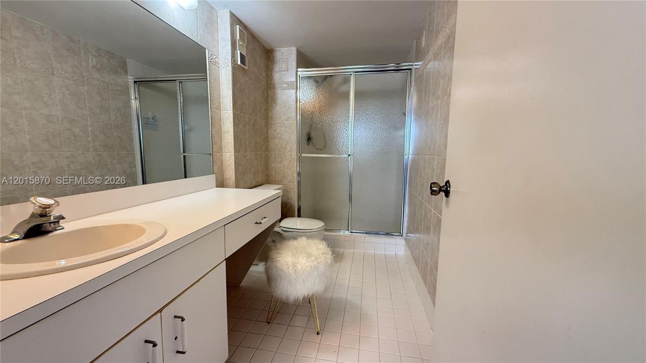 2236 N Cypress Bend Dr, Unit 207, Pompano Beach, FL 33069 Photo