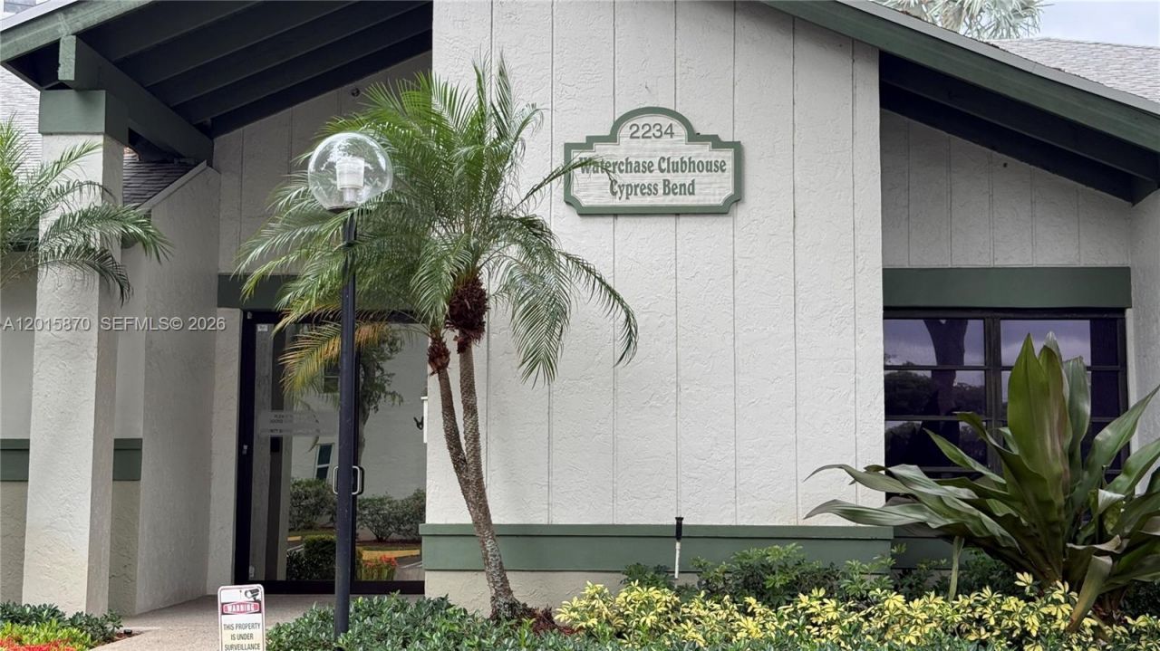 2236 N Cypress Bend Dr, Unit 207, Pompano Beach, FL 33069 Photo