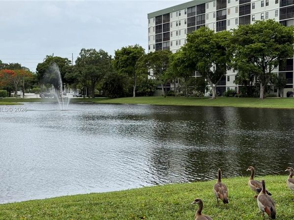 2236 N Cypress Bend Dr, Unit 207, Pompano Beach, FL 33069