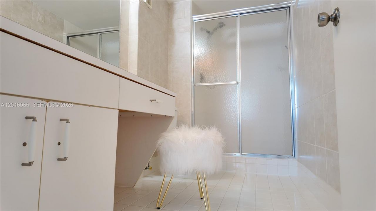 2236 N Cypress Bend Dr, Unit 207, Pompano Beach, FL 33069 Photo