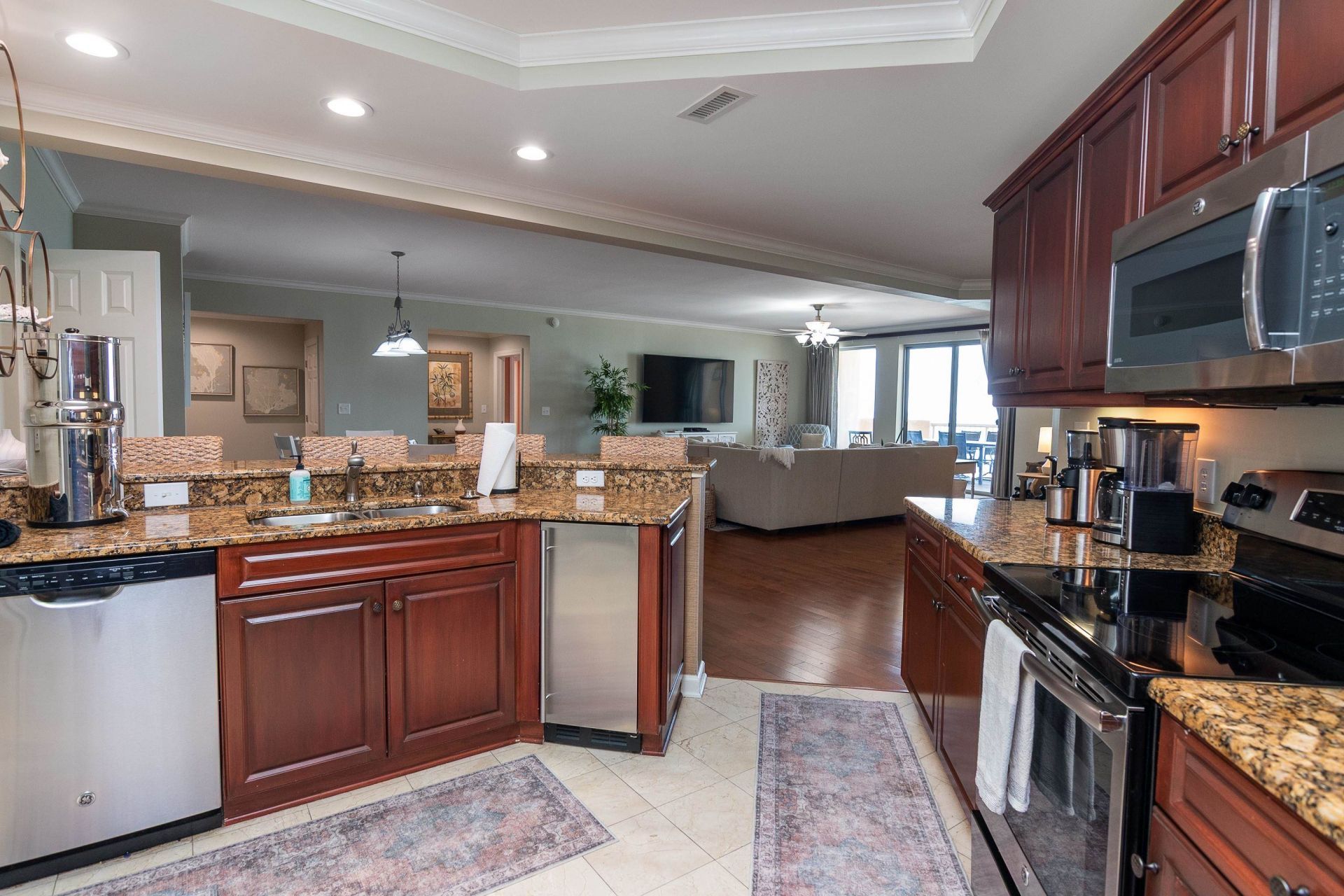 8500 Margate Circle  Photo 17