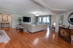 8500 Margate Circle  photo 4