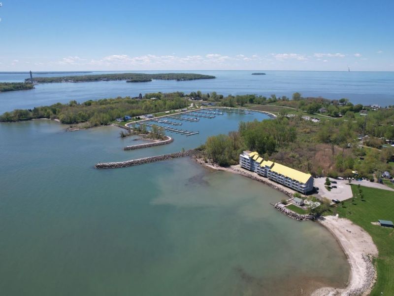 400 Swartz Lane, Unit Y107, Middle Bass Island, OH 43446 Photo 2