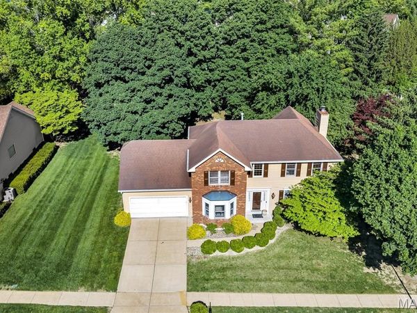 134 Rosebrook Drive, Hazelwood, MO 63031