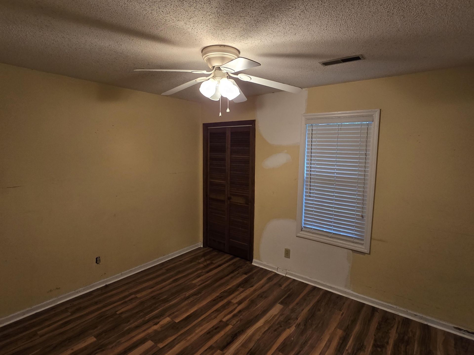 407 Hunt Court Photo 13