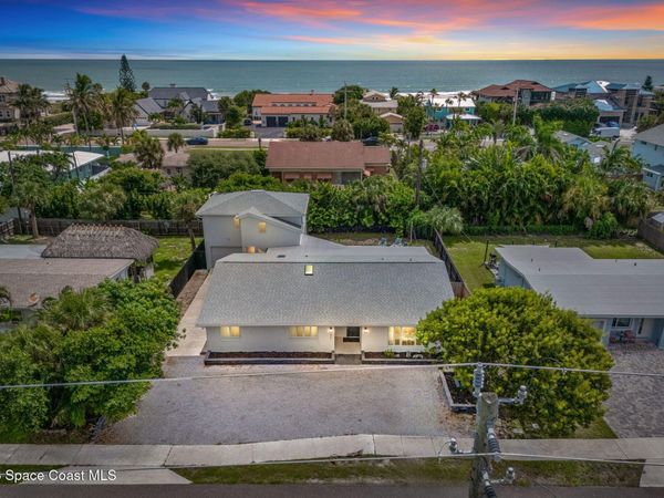 921 S Orlando Avenue , Cocoa Beach, FL 32931