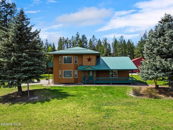 2730 Wrenco Loop , Sandpoint, ID 83864