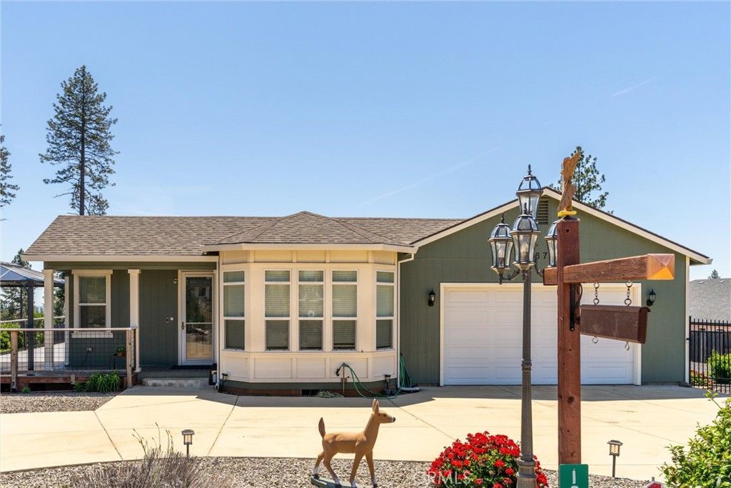 1674 Flicker, Paradise, CA 95969 Main Photo