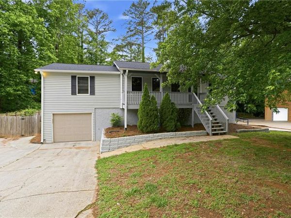 4478 S Springwood Drive SW, Smyrna, GA 30082