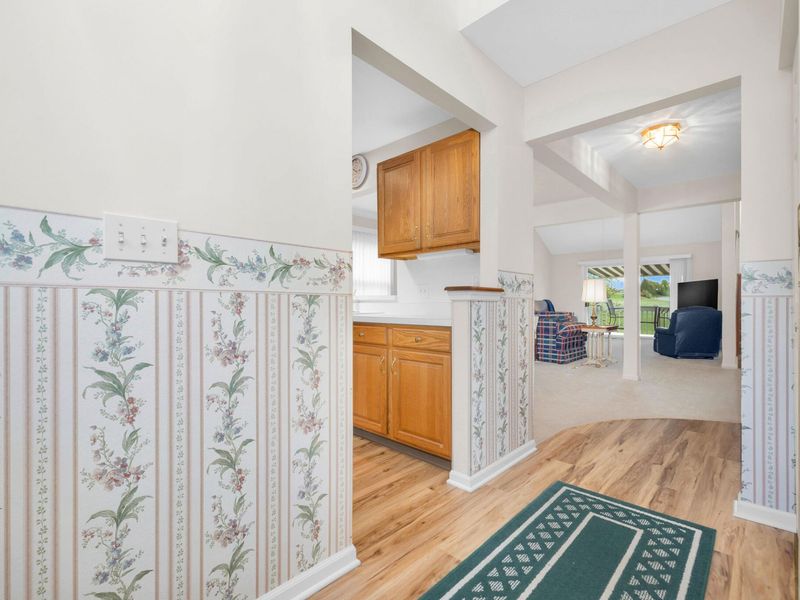 1210 Shawnee Trace , Bellefontaine, OH 43311 Photo 4