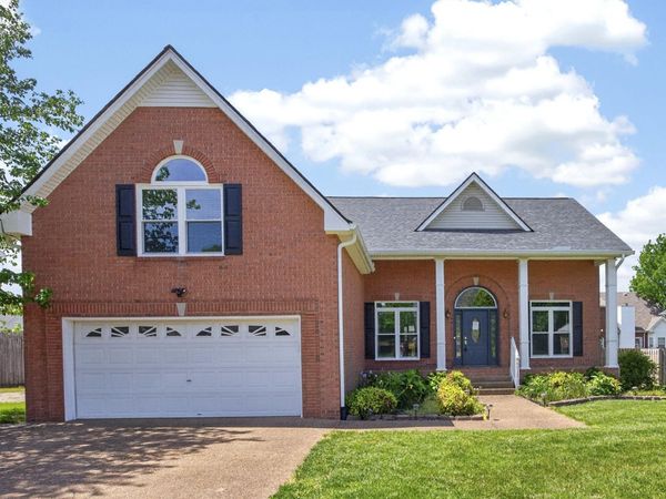 6017 Indian Ridge Blvd , White House, TN 37188