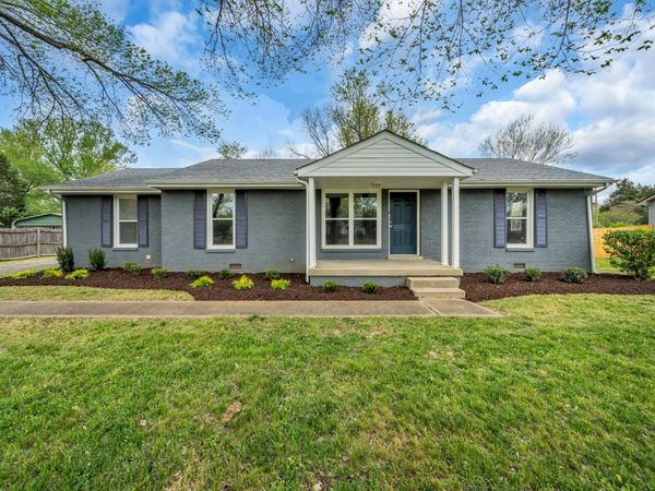 9 Donelson Dr , Clarksville, TN 37042