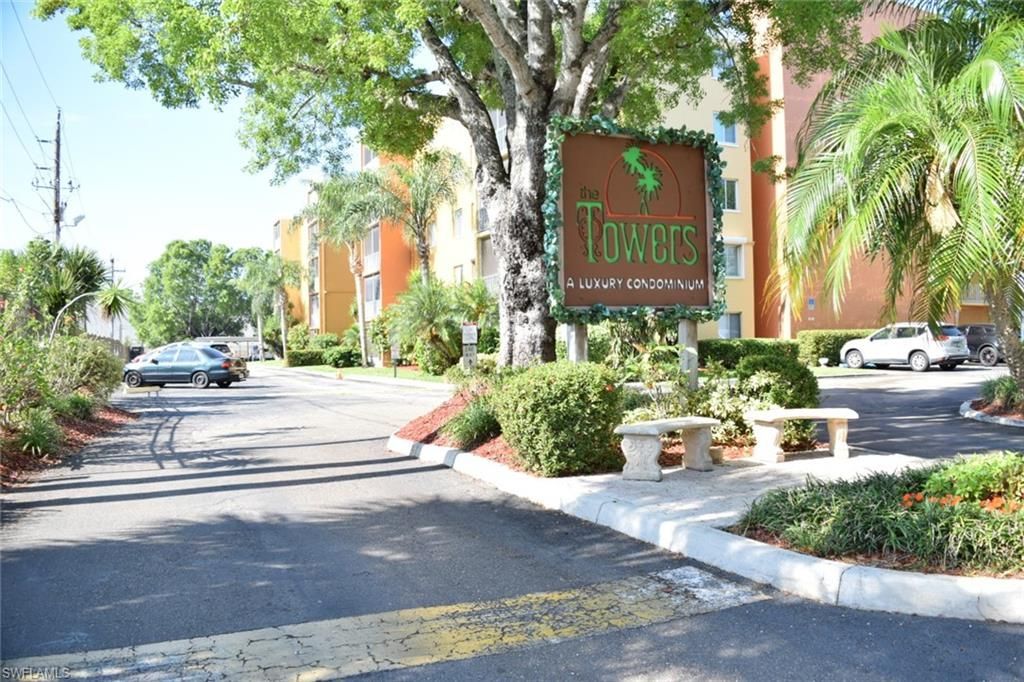 2366 E Mall Dr , Unit 211, Fort Myers, FL 33901 Photo