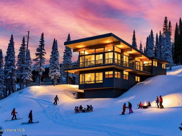 2 Crystal Springs Rd , Sandpoint, ID 83864