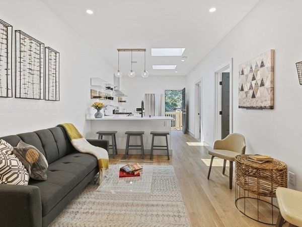43 Wordsworth St, Unit 3, Boston, MA 02128