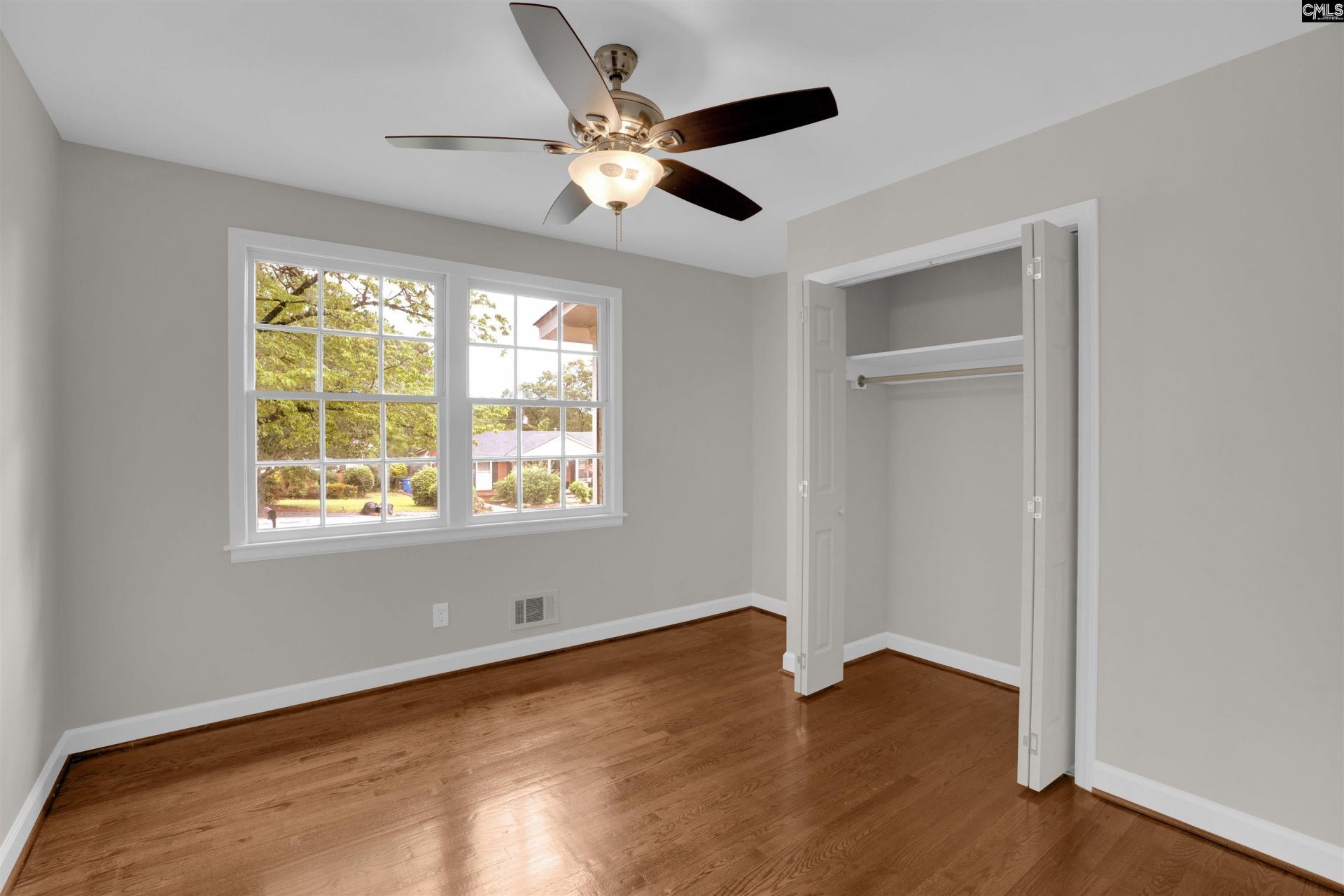 955 Laurie Lane  Photo 27