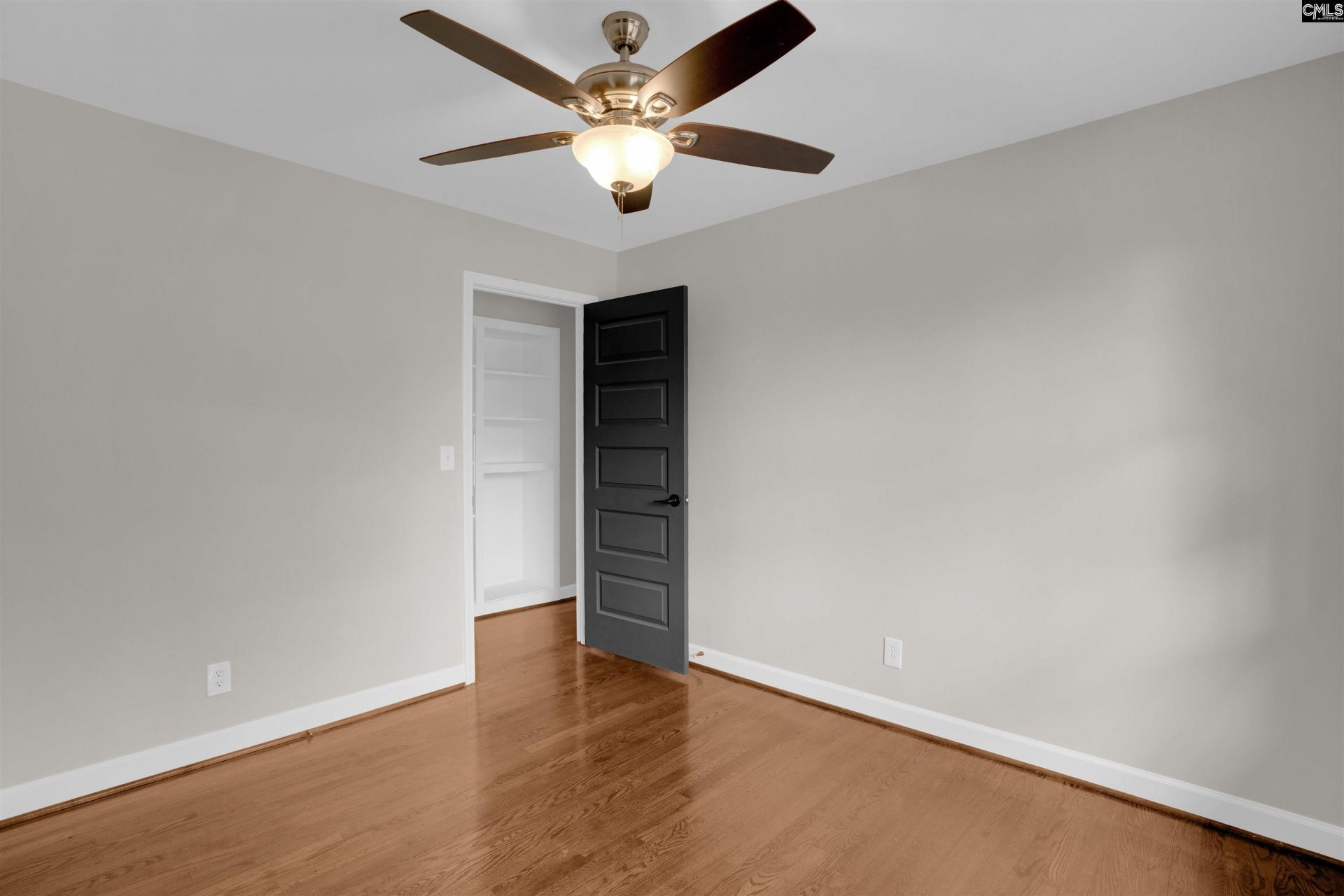 955 Laurie Lane  Photo 29