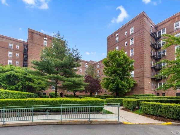 5650 Netherland Avenue, Unit 2E, Bronx, NY 10471
