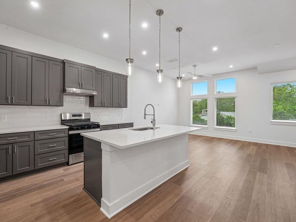 200 W 56th ST, Unit 2103, Austin, TX 78751