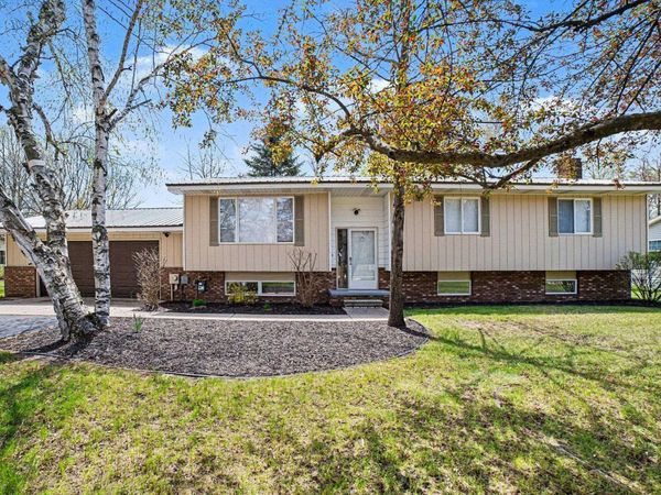 3431 Maradee Court, Farwell, MI 48622