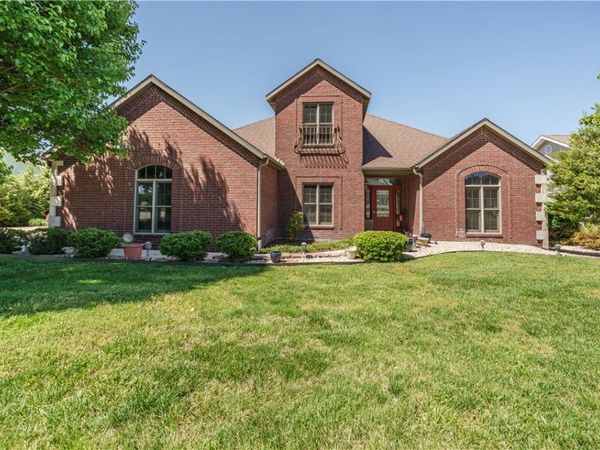 37 Holiday Island Drive , Holiday Island, AR 72631