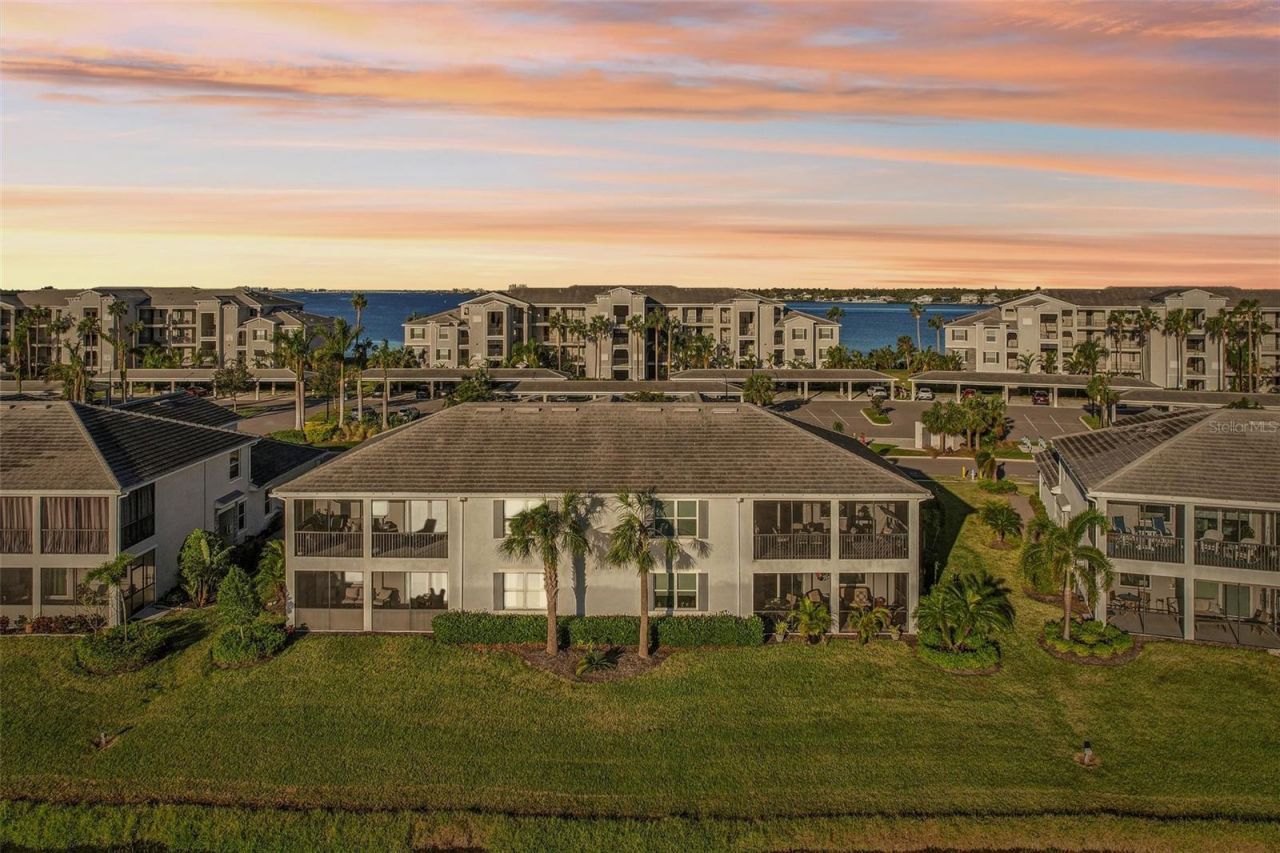931 Tidewater Shores Loop, Unit 931, Bradenton, FL 34208 Photo