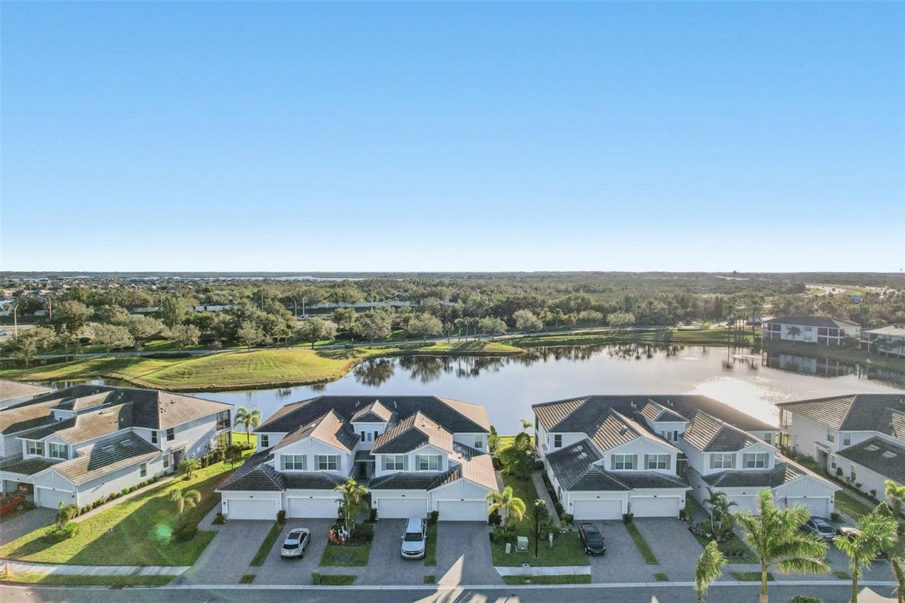 931 Tidewater Shores Loop, Unit 931, Bradenton, FL 34208 Photo
