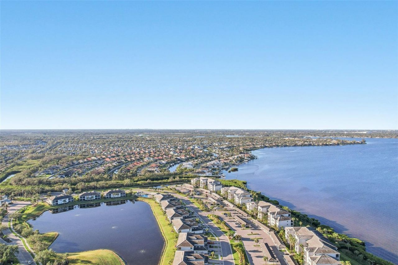 931 Tidewater Shores Loop, Unit 931, Bradenton, FL 34208 Photo
