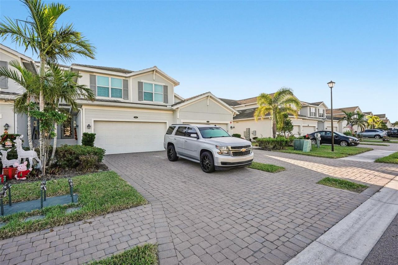 931 Tidewater Shores Loop, Unit 931, Bradenton, FL 34208 Photo