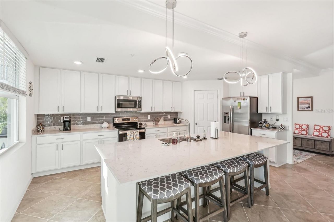 931 Tidewater Shores Loop, Unit 931, Bradenton, FL 34208 Photo