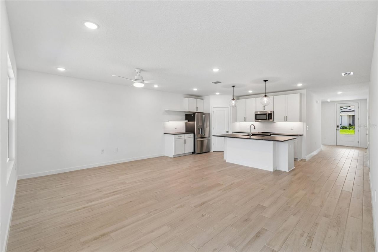 3135 Rein Avenue, Unit 47, Davenport, FL 33837 Photo