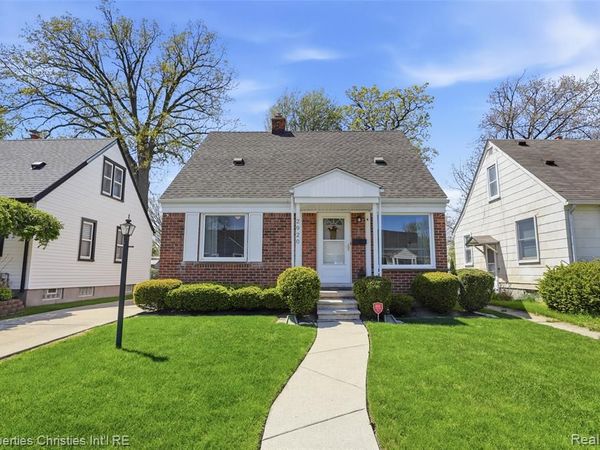 2920 Hubbard Street, Dearborn, MI 48124