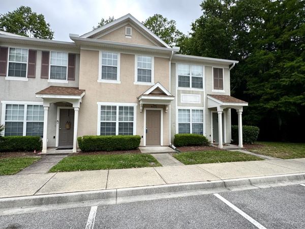 8428 THORNBUSH Court, Jacksonville, FL 32216