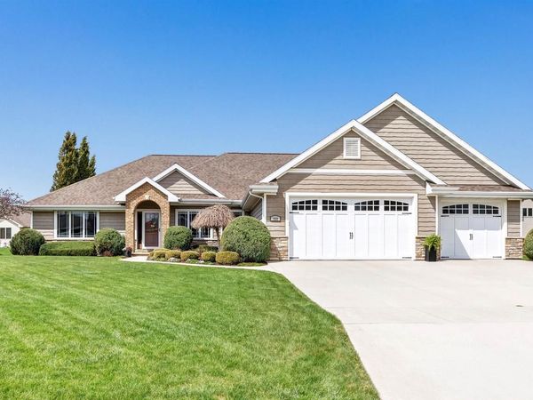 960 SPRINGFIELD DRIVE, De Pere, WI 54115