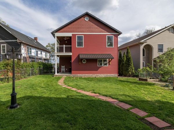 8811 Waruf Avenue, Portage, MI 49002