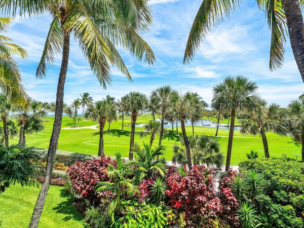 2335 S Ocean Boulevard, Unit 13, Palm Beach, FL 33480
