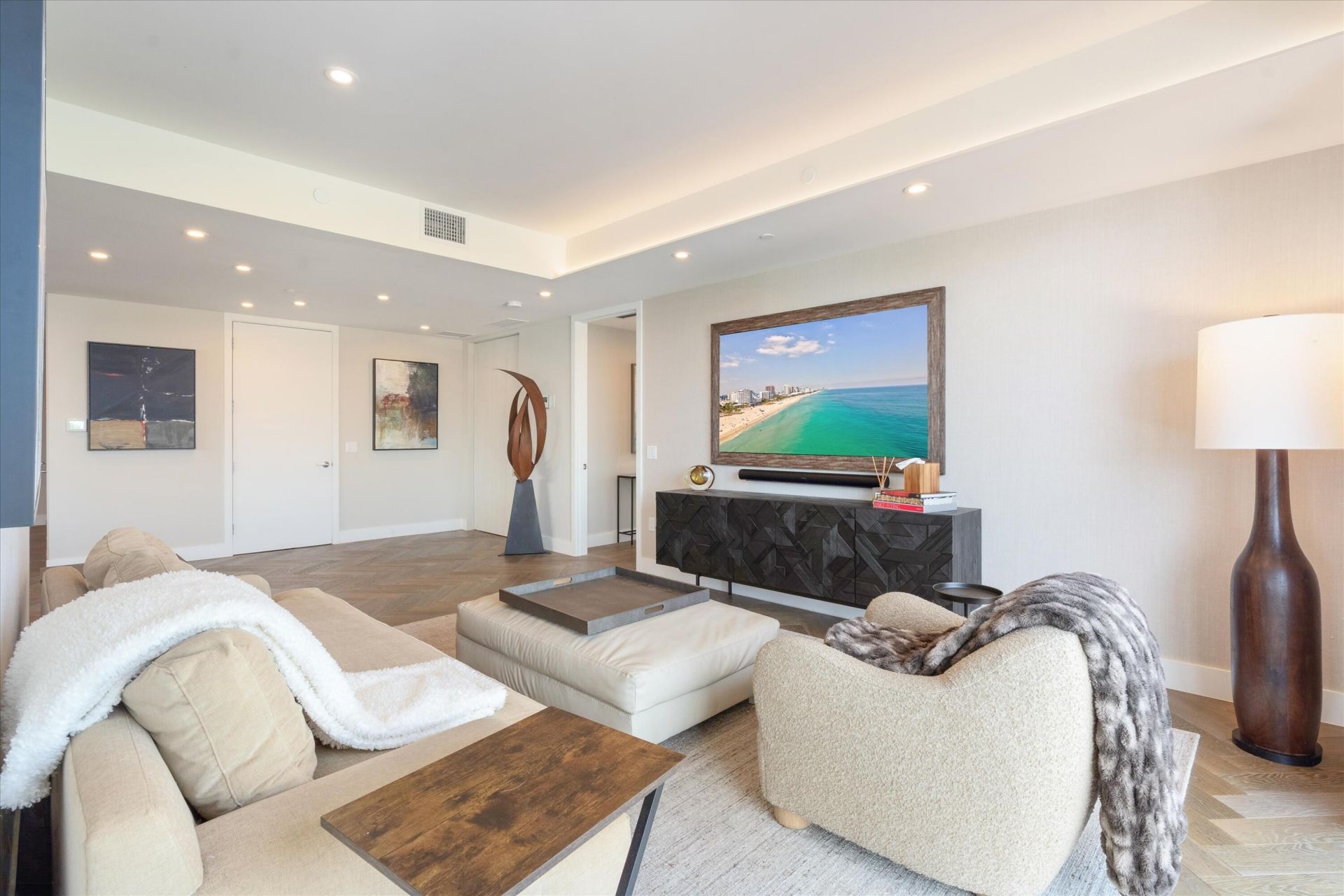124 Hendricks Isle, Unit Ph401, Fort Lauderdale, FL 33301 Photo