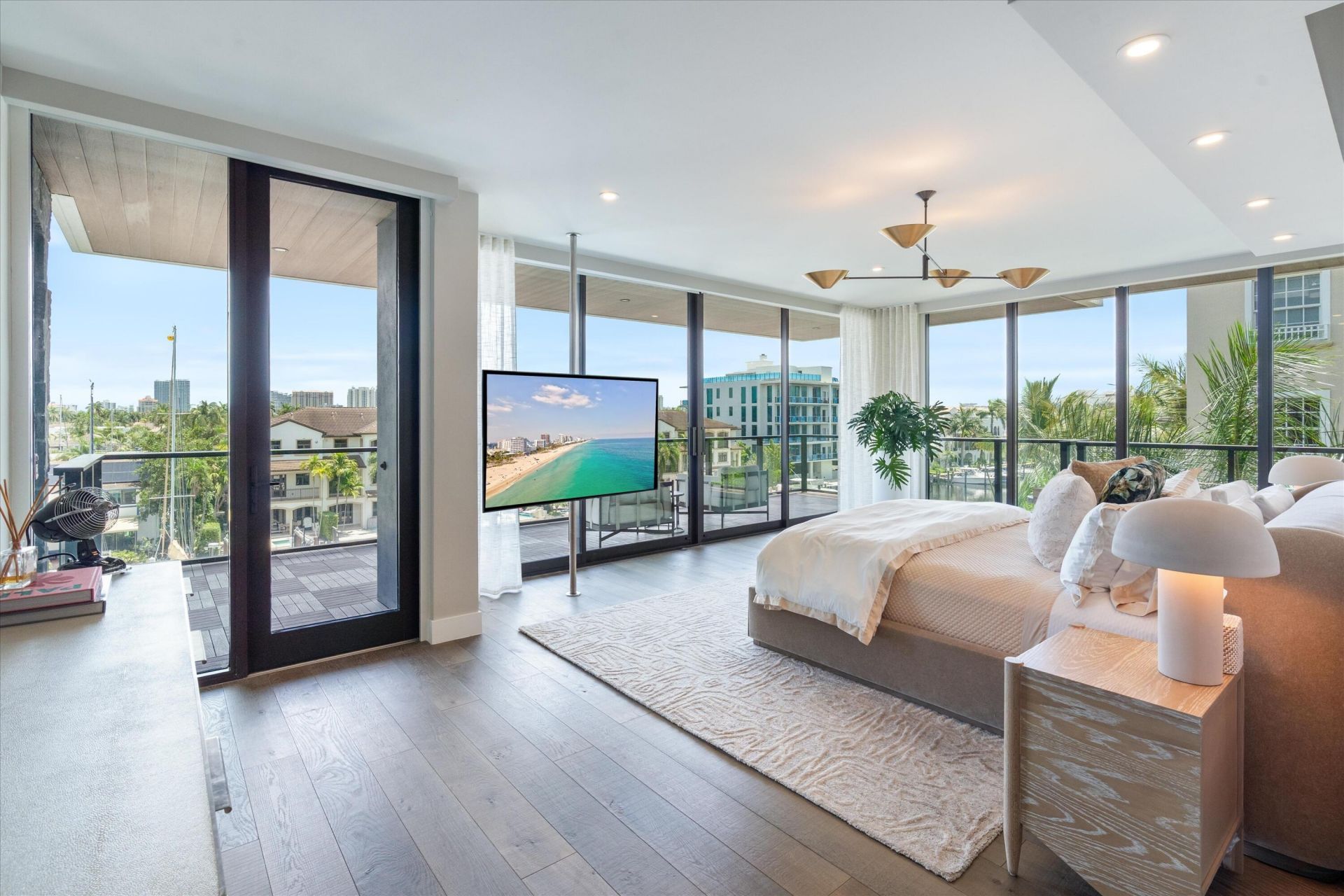 124 Hendricks Isle, Unit Ph401, Fort Lauderdale, FL 33301 Photo