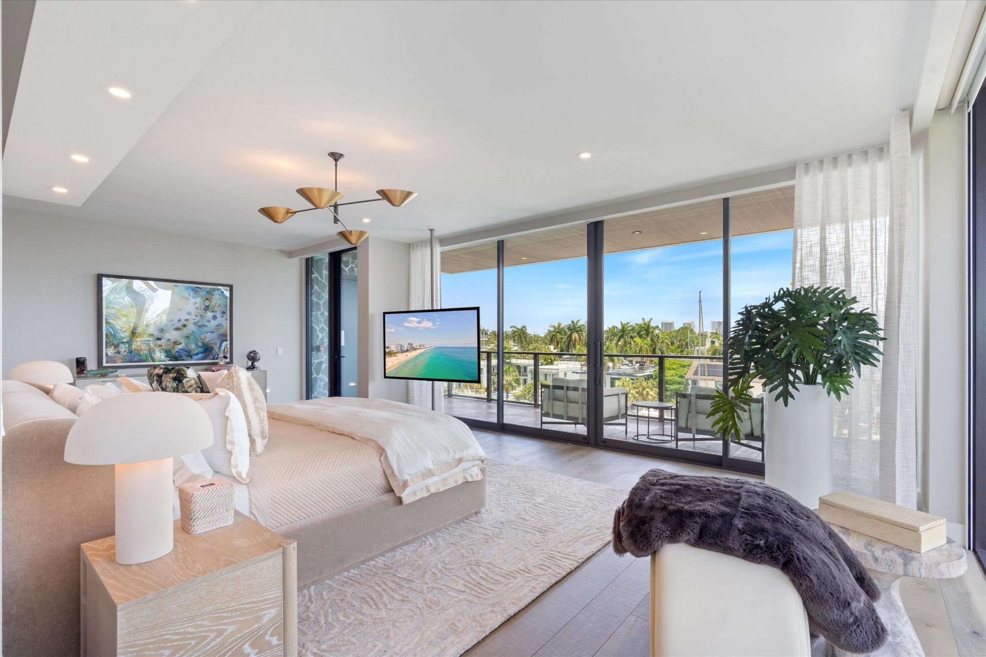 124 Hendricks Isle, Unit Ph401, Fort Lauderdale, FL 33301 Photo