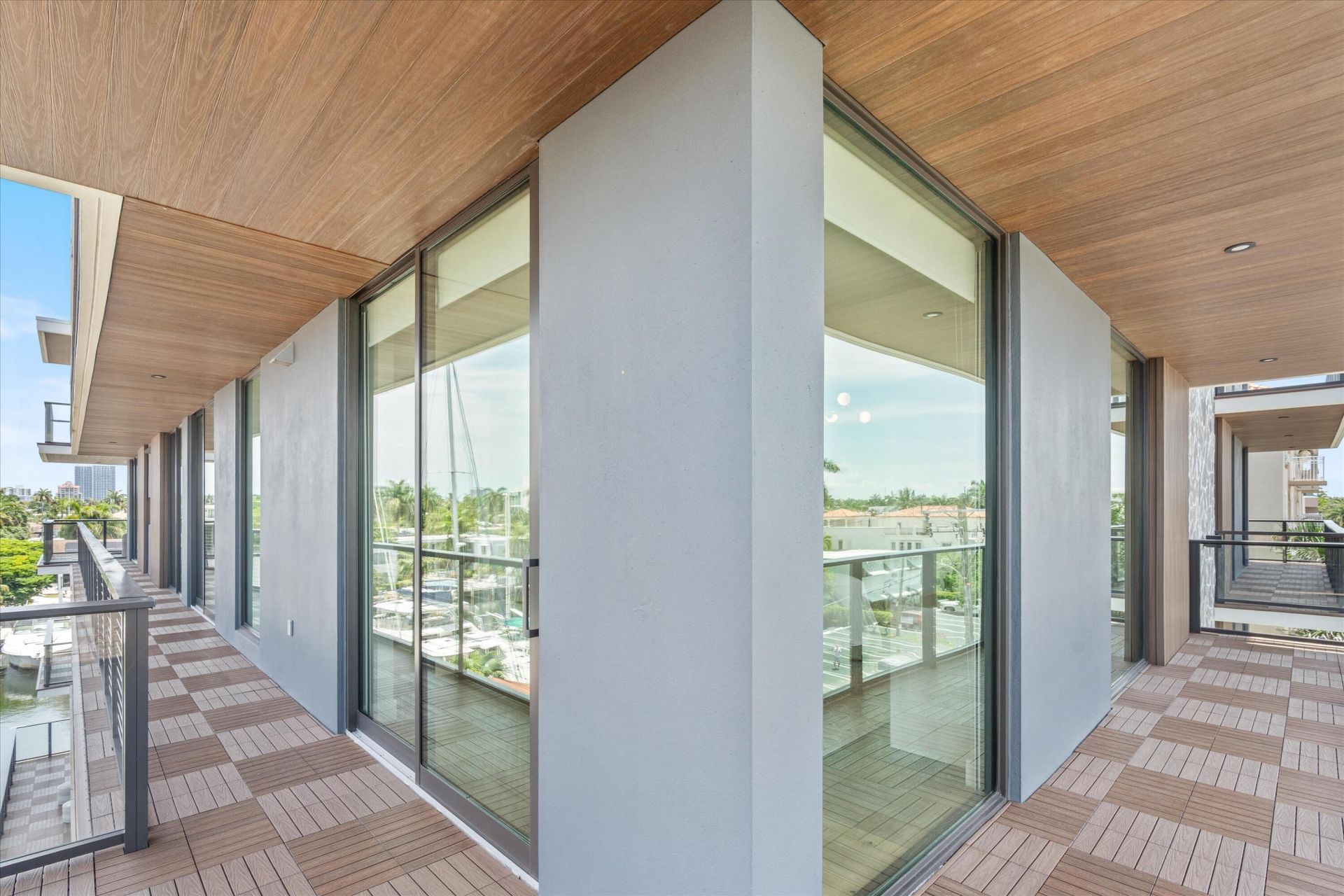 124 Hendricks Isle, Unit Ph401, Fort Lauderdale, FL 33301 Photo