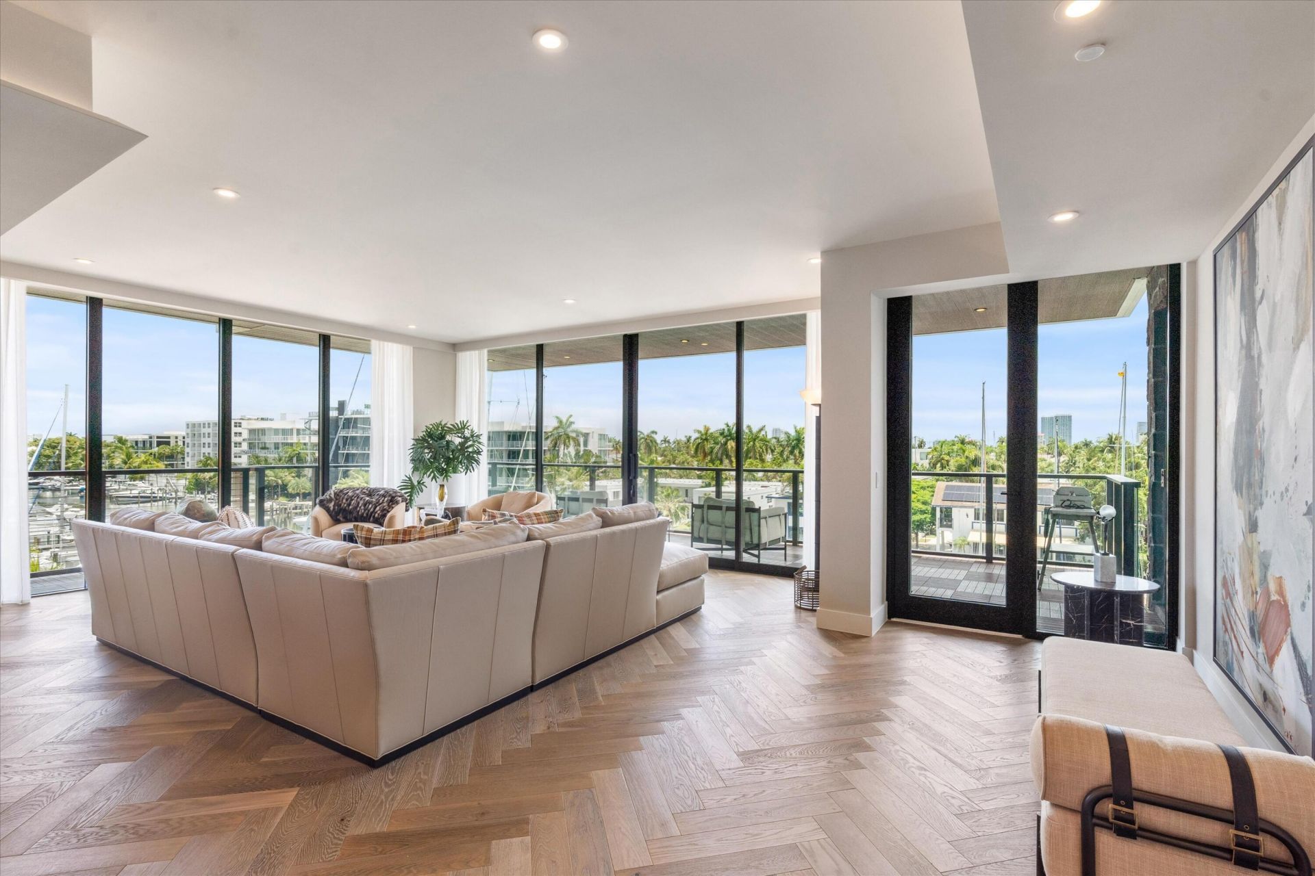 124 Hendricks Isle, Unit Ph401, Fort Lauderdale, FL 33301 Photo